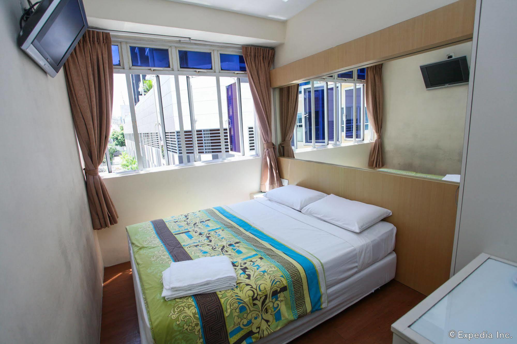 Khách sạn Hi Dot 3*